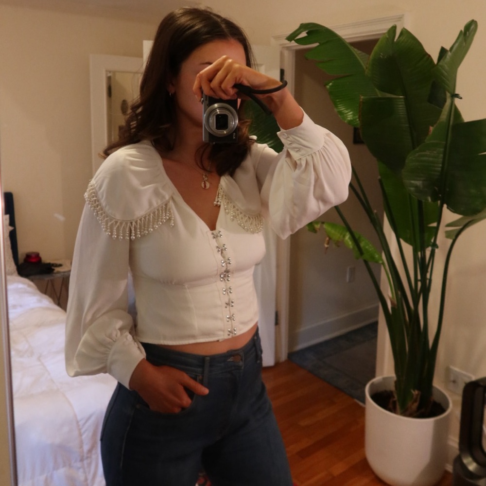 Nasty Gal Pearl Hook And Eye V Neck Blouse